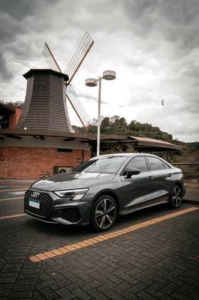 AUDI A3 2.0 40 TFSI GASOLINA SEDAN PERFORMANCE BLACK S-TRONIC